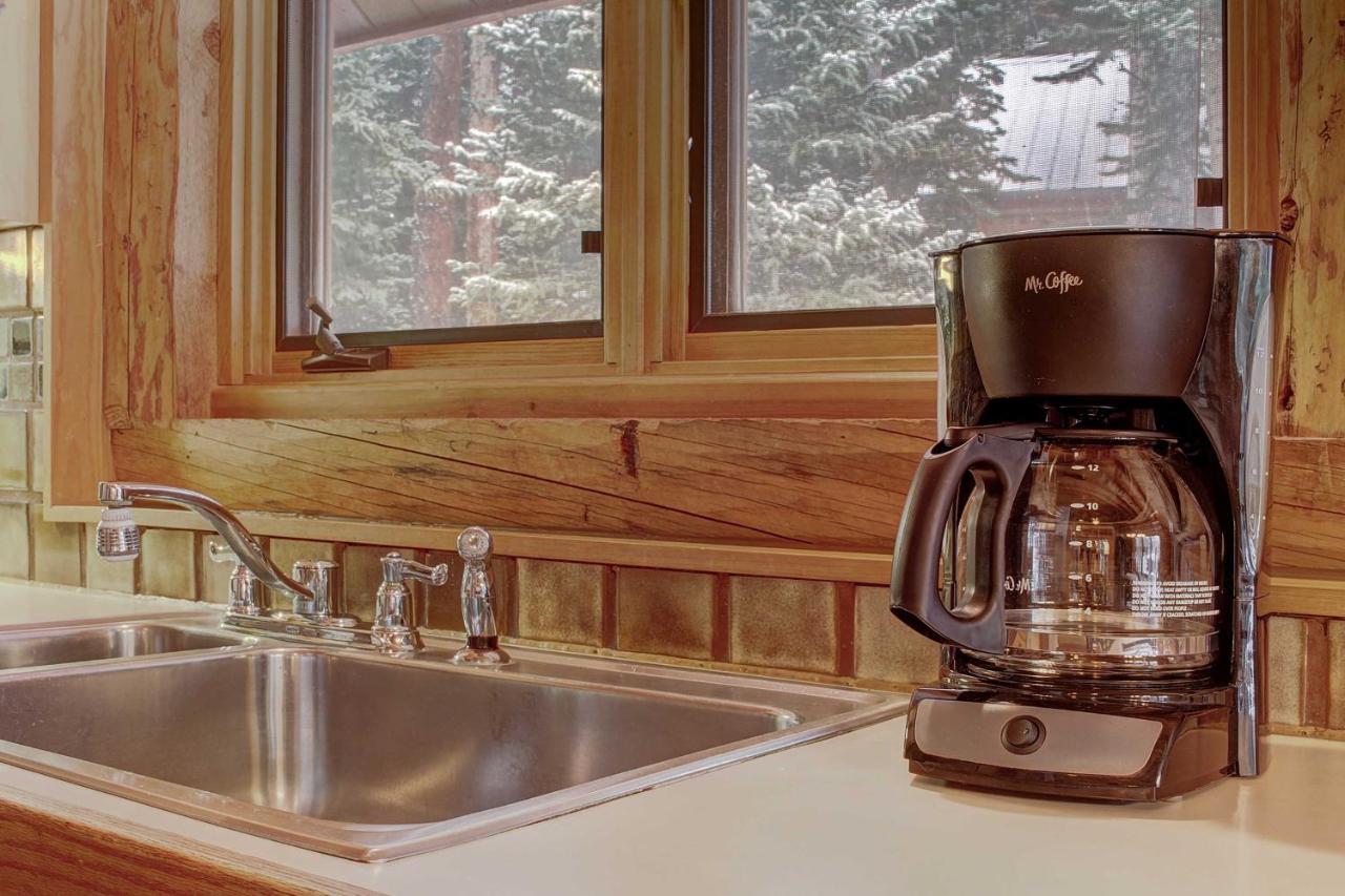 Cozy Breckenridge Cabin With Deck, 8 Mi To Gondola Εξωτερικό φωτογραφία